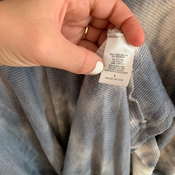 Potter’s Pot Stormy Skies hi low tie front tunic - Picture 7 of 8